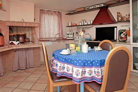 Con Parcheggio Apartmán