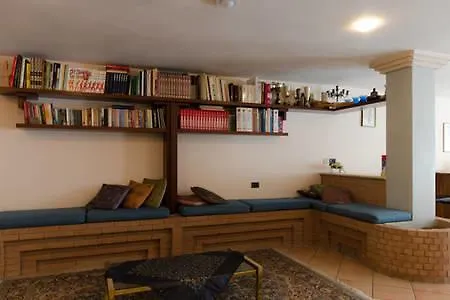 Con Parcheggio Apartamento